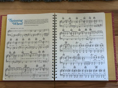 Vintage 1978 Reader’s Digest Canadian Family Songbook – Great condition