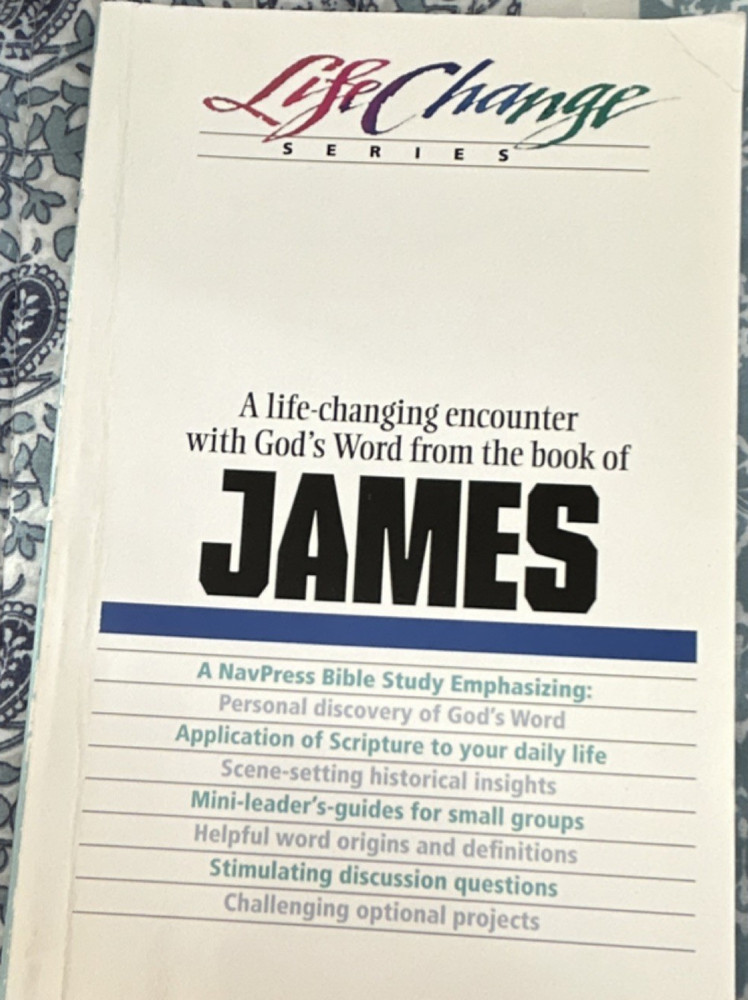 LifeChange Series: James by Navigators Staff Bible Study Guide paperback