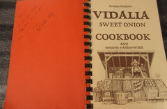 World Famous Vidalia Sweet Onion Cookbook 1982 Wynn Farms Wimmer Brothers