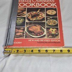 Vintage 1970’s Betty Crocker’s Cookbook New & Revised Edition Red Hardcover*READ
