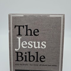 The Jesus Bible by Louie Giglio (2017, Hardcover) Gray Cloth Cover