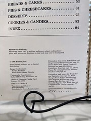 Borden Recipe Collection 1982 cookbook 96 pages
