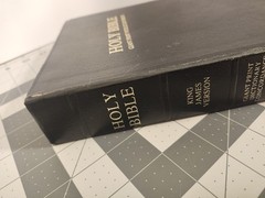 HOLY BIBLE Giant Print with Study Helps KJV Red Letter ~ Dugan 710 Black 1984 SC