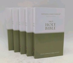 lot of 5 The Holy Bible: New King James Version NKJV
