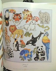 Cross Stitch Designs OVER 2000 Patterns HB BOOK Christmas Halloween Patriotic LN