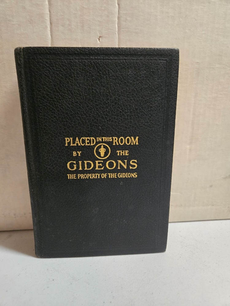 Vintage Gideons Holy Bible National Bible Press King James Version KJV Red Edges