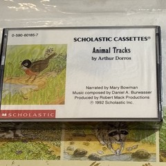 Animal Tracks W/ Cassette Tape W/ Bag By: Arthur Dorros 1991 Like New Vintage