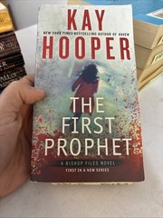 Lot of 10 – Kay Hooper – Mass paperback books – Free Shipping