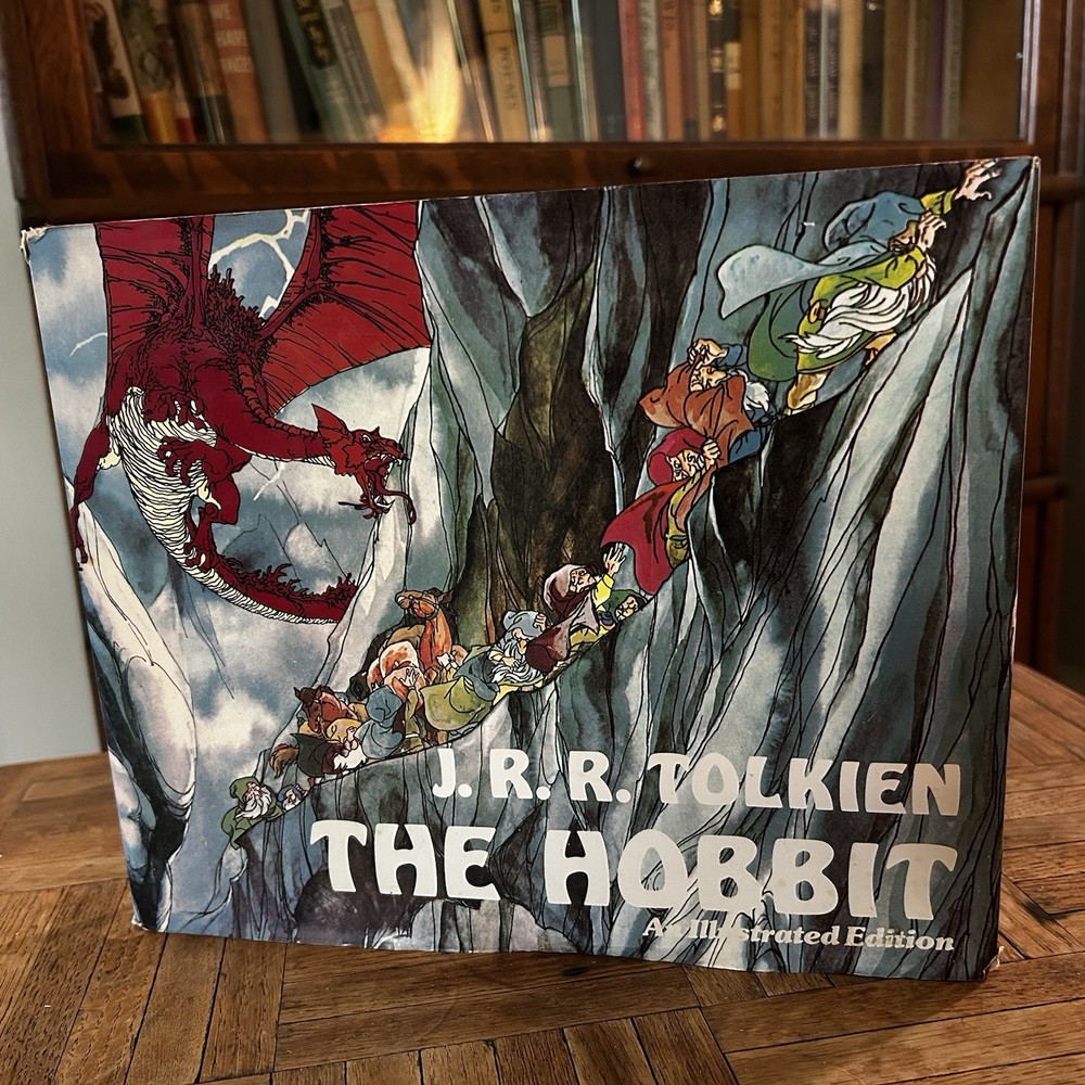 The Hobbit An Illustrated Edition 1989 Hardback J.R.R. Tolkien Rankin/Bass