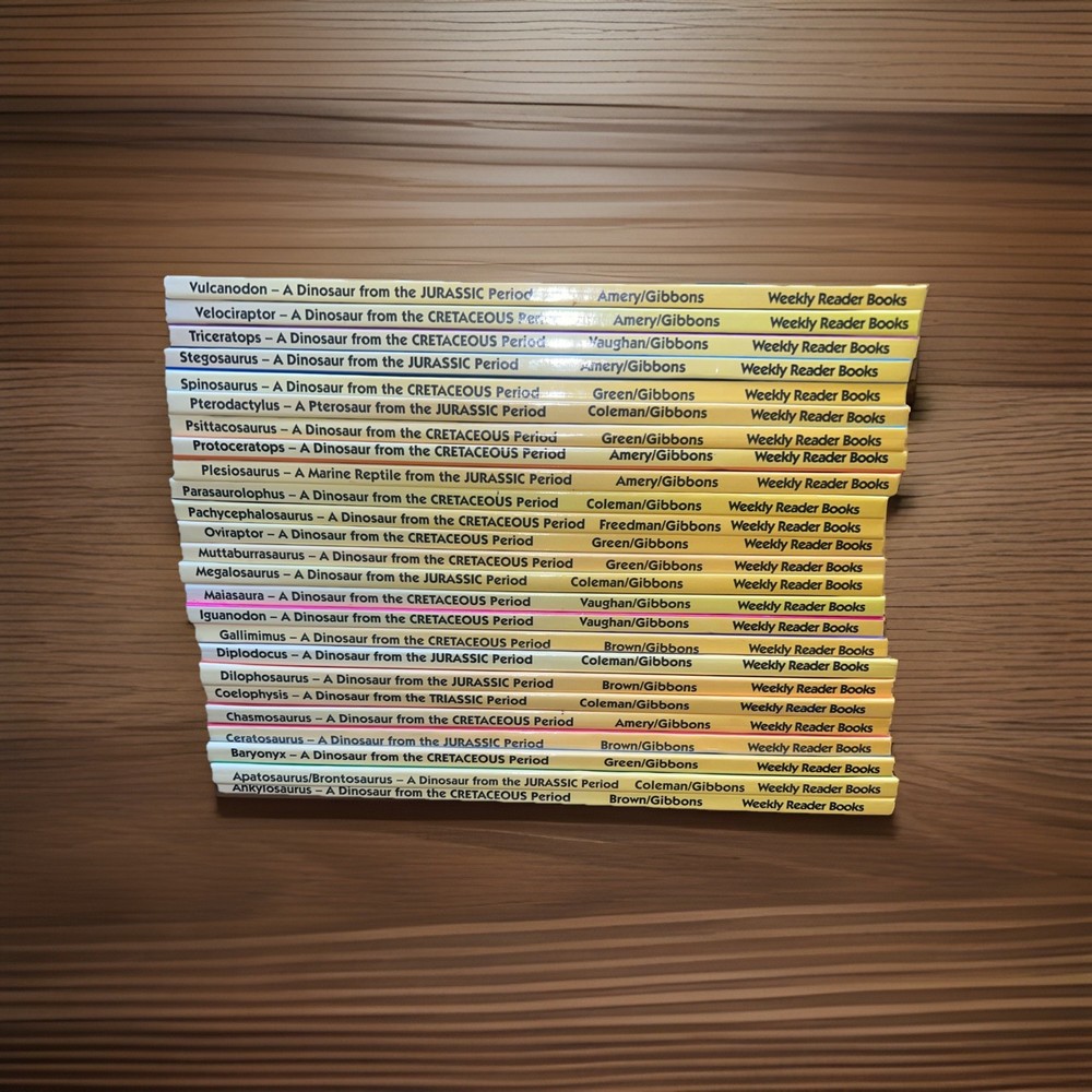 25 Looking At Dinosaurs Weekly Reader Books HC Like New Condition