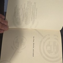 Mockingjay (Hunger Games Book Three) Hardcover by Suzanne Collins (2010)