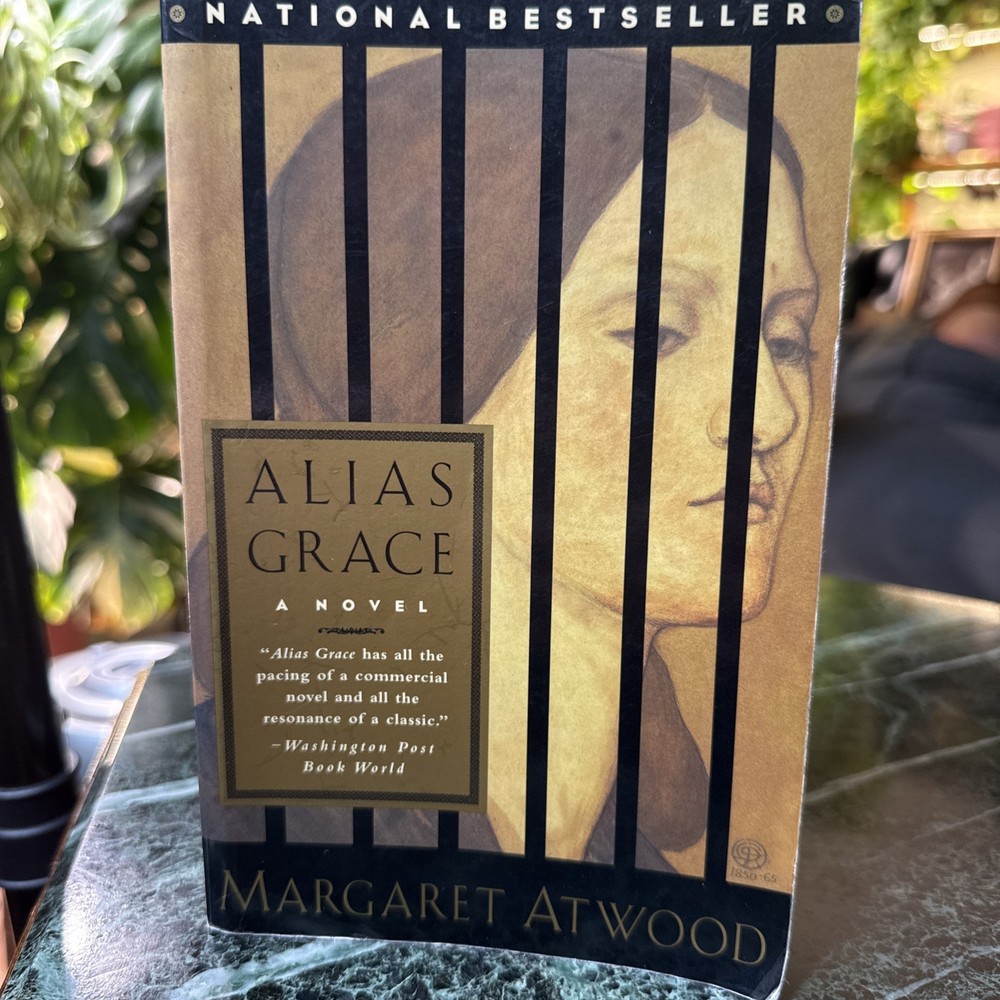 Alias Grace A Novel Vintage Paperback Book Margaret Atwood 1996
