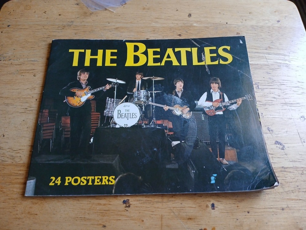 THE BEATLES 24 POSTERS 1983 PB Colour Library Books Fab Four 8.5” x 11” England