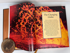 RARE „The Illustrated Encyclopedia of the Prehistoric World” 512 Pgs 9 X 11.5″