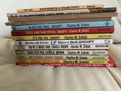 Lot Of 13 Vintage Schulz Peanuts Snoopy Charlie Brown Paperback Books 60’s & up