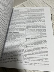 King James Version Edition Family Bible: Faux Leathe…