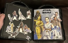 Star Wars The Rise of Skywalker 23 Magnets Playset Activity Book