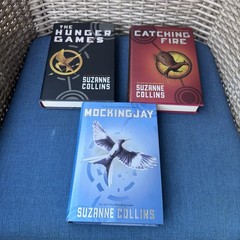 Hunger Games Trilogy Boxed Set Set by Suzanne Collins (2010, Box or Slipcased)