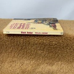 BLACK AMBER By Phyllis A. Whitney 1965 Crest Book Paperback