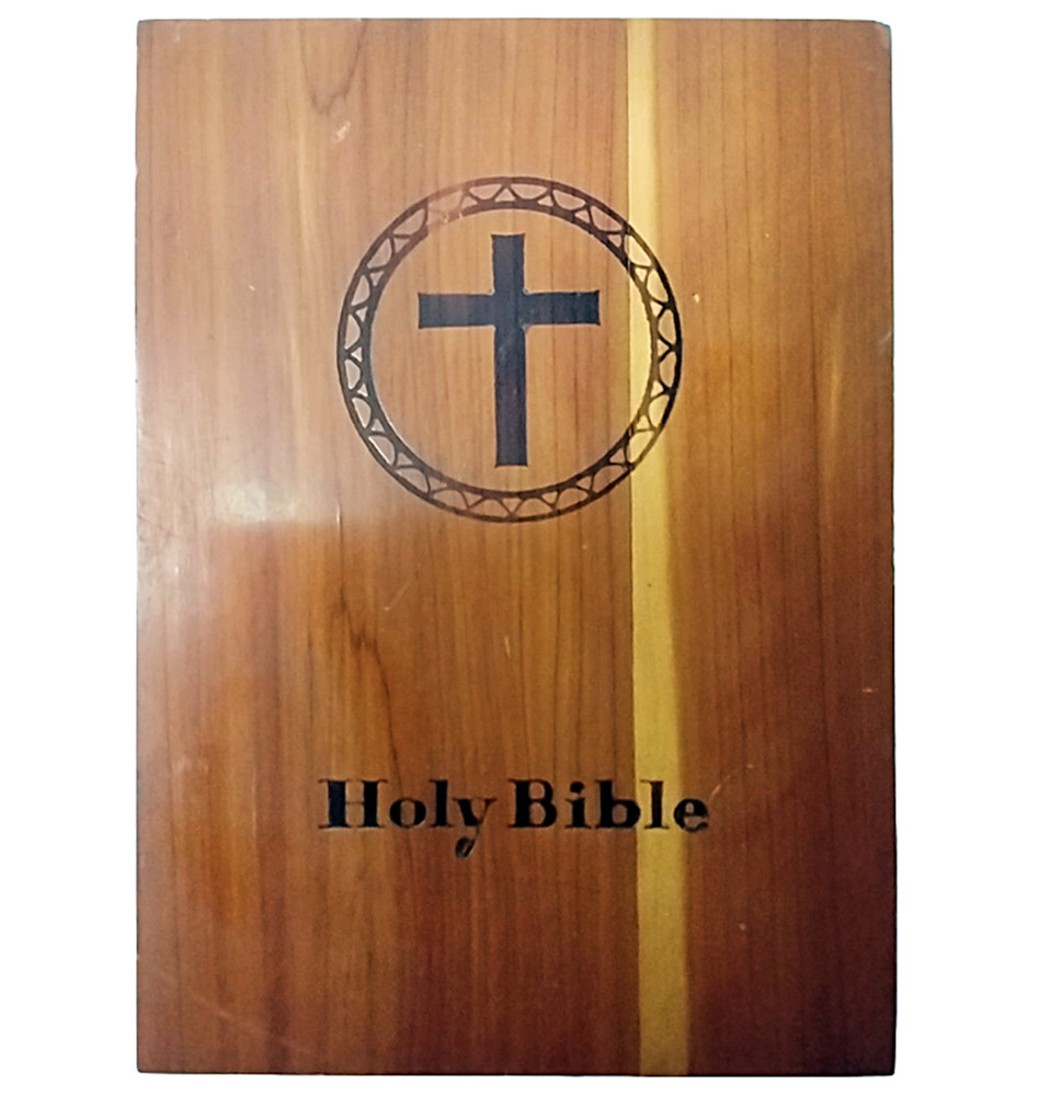 Holy Bible Illustrated Prince Of Peace Catholic 1966 Edition in Wooden Cedar Box