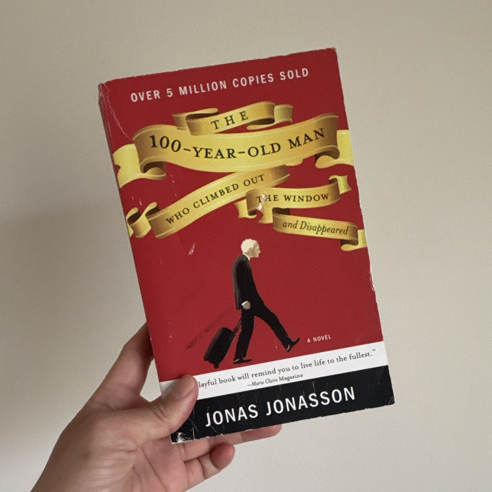 Jonas Jonasson The 100-Year-Old Man Who Climbed Out the Window (2012, TP)