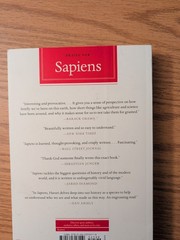 Yuval Noah Harari’s Sapiens Summary: A Brief History of Mankind