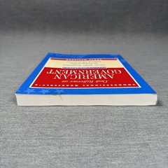 Desk Reference on American Government Second Edition Over 600 Answers Paperback