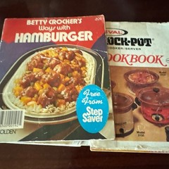 13 Vintage 1930 ‘s And 1960’s Paperback Pamphlets / Cookbooks