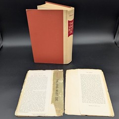 THE KING MUST DIE Mary Renault – Hardcover 1958 First Edition Pantheon Books USA