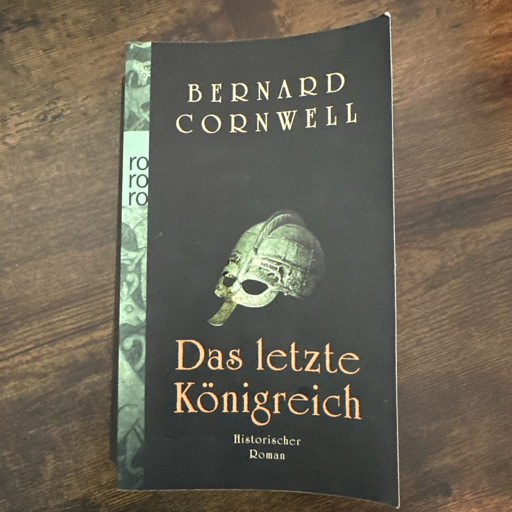 The Last Kingdom. Bernard Cornwell (Paperback) – Condition: Good