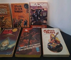 VTG Mixed Book Lot of 30 Fantasy Sci-fi: ACE Del Rey DAW Tor Publications *Good*