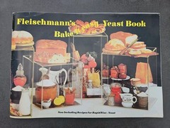 Fleischmann’s Bake-It-Easy Yeast Book Vintage Cookbook