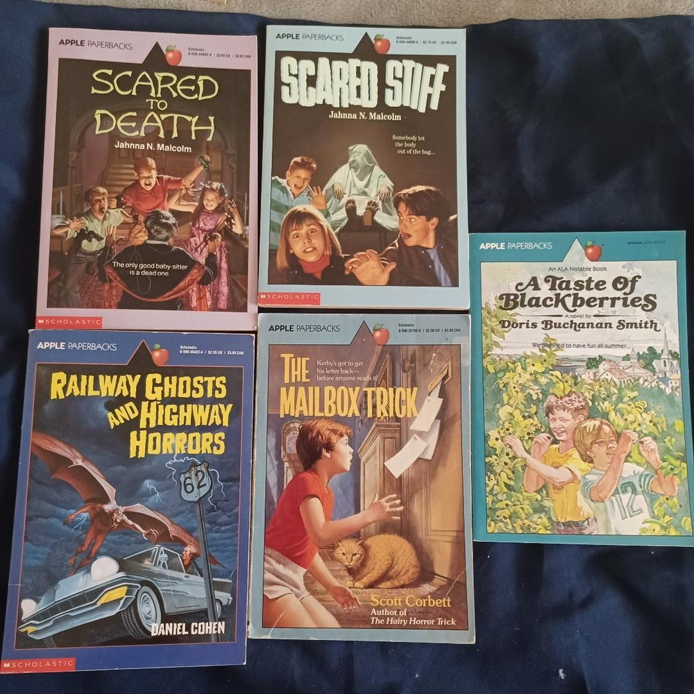 Set Of 5 Apple Paperbacks Scholastic Young Adult Children Novel Paperback Books