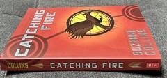 Lot of 2 Hunger Games Paperback Books Suzanne Collins, Mockingjay, Catching Fire