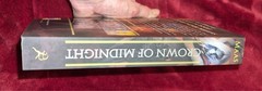 Throne of Glass CROWN OF MIDNIGHT TRADE PAPERBACK Sarah J Maas FANTASY oop cover