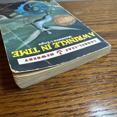 A Wrinkle in Time by Madeleine L’Engle 1976 PB Dell Laurel Leaf STRANGER THINGS