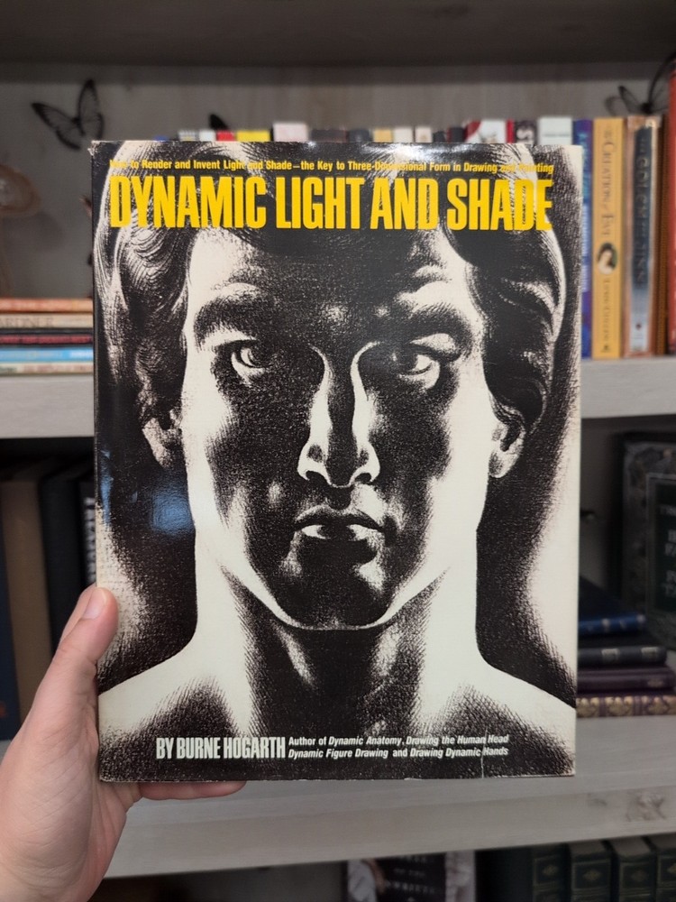 Dynamic Light and Shade 1st Edition by Burne Hogarth (1981, Hardcover)
