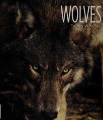 Wolves (Living Wild) by Wimmer, Teresa, Acceptable Book