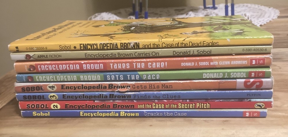 Encyclopedia Brown lot of 8 Paperback Donald J. SOBOL Eagles pitch pace man cake