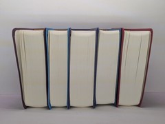 A Song of Ice and Fire Leather Bound 5-Book Box Set George R.R. Martin