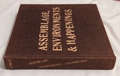 Allan Kaprow ASSEMBLAGE, ENVIRONMENTS & HAPPENINGS rare HC ED1 Abrams 1966