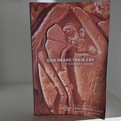 God Heard Their Cry Discovery Guide (Faith Lessons Vol 8) Ray Vander Laan PB