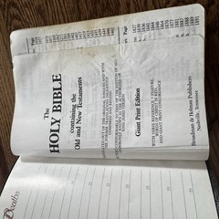 Holy Bible Premium Bonded Leather B&H KJV Giant Print Edition Red Letter 1982 Bl
