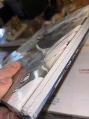 Complete Book Ser.: The Complete Book of Classic and Modern Triumph Motorcycles