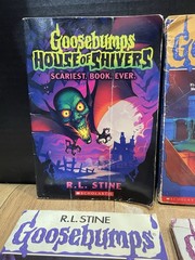 VTG 90s RL Stine Goosebumps Paperback Books Scholastic Apple Fiction Lot of 8