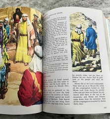The Children’s Bible Golden Press Hardcover 1974 Illustrated Religious 510 Pages