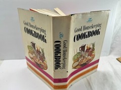 Cookbook 1963 The Good Housekeeping Hardback 800 pages 3000 recipes photos
