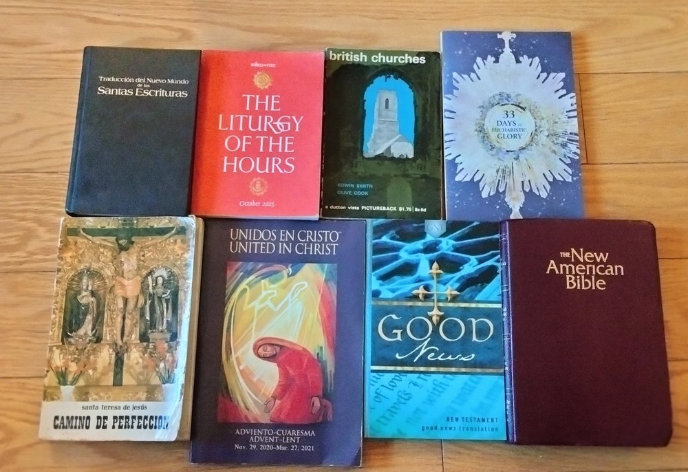 Lot of 8 Religious Texts Good News New Testament Liturgy Hours Spanish/English