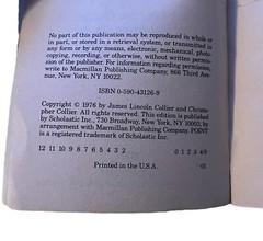 The Bloody Country by James Lincoln Collier and Christopher Collier (PBK, 1976)