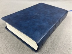KJV Reference Bible Thomas Nelson Giant Print Red Letter Navy Leathersoft